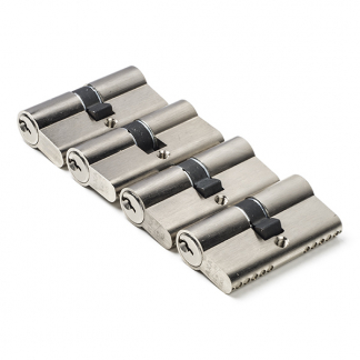 AXA Cilinder | AXA | 4 stuks (Dubbel, Gelijksluitend, SKG**, 30/30 mm, Vernikkeld, 12 sleutels) 72110008G4 K010808337 - 1