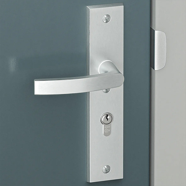 AXA Veiligheidsbeslag met duwer | AXA | Edge Plus | 92 mm  (Kerntrekbeveiliging, Aluminium) 6667351192K K010809405 - 3