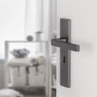 Differnz Deurklink met sleutelschild | Differnz | Tilburg | 55 mm (RVS, Gun metal) 86.026.22 K010830375 - 2