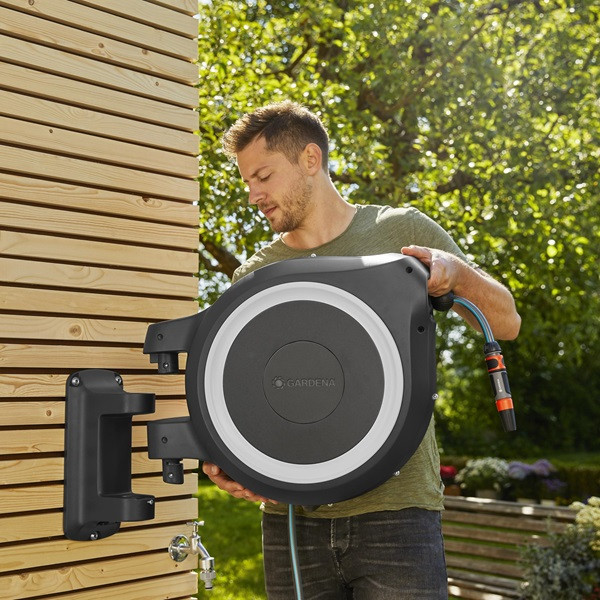 Gardena Wandslangenbox | Gardena | 35 meter (Incl. koppelstukken en tuinspuit, Vergrendeling, Wit) 18632-20 K170114173 - 4