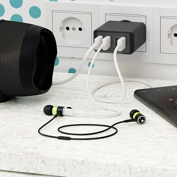 Goobay USB A oplader | Goobay | 4 poorten (USB A, 30W, Zwart) 44953 K120300243 - 2