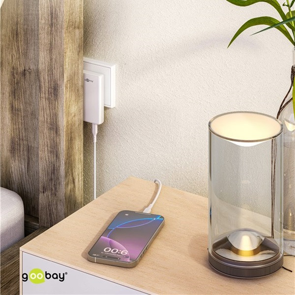 Goobay USB C snellader | Goobay | 2 poorten (1x USB C, 1x USB A, 45 W, GaN, Power Delivery, Hoekstekker, Wit) 75720 K070501346 - 2