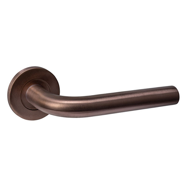 Intersteel Deurklink | Intersteel | Q02 (Rond rozet, RVS, Brons) 1343102202 K010809992 - 1