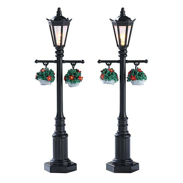 Lemax Kerstdorp accessoire | Lemax | Old English Lamp Post | General Products (Set van 2, Led, Handgeschilderd)  74231 K151001154 - 1