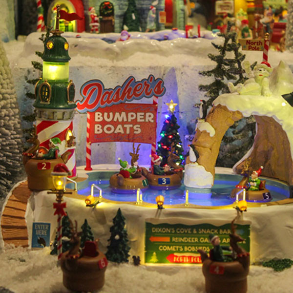 Lemax Kersttafereel | Lemax | Dasher's Bumper Boats | Santa's Wonderland (Watergevuld, Bewegend, Muziek, Led, Handgeschilderd) 64638-EU K151001518 - 3