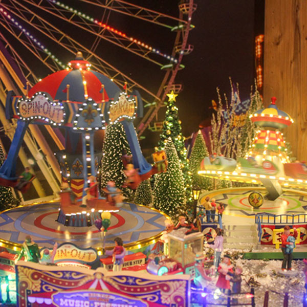 Lemax Kersttafereel | Lemax | Topsy Turvy | Carnival (Bewegend, Muziek, Led, Handgeschilderd) 54451-EU K151001070 - 4