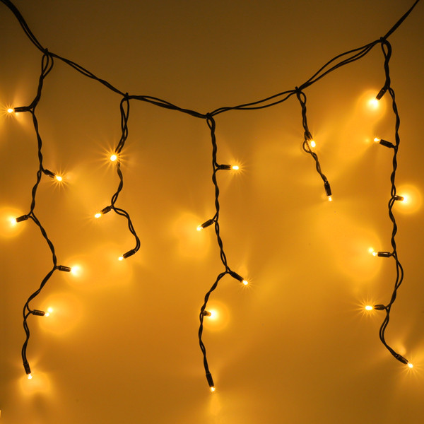 Lumineo Koppelbare kerstverlichting | IJspegel | Lumineo | Pro-Lights | 3.6 meter (96 leds, Buiten, Warm wit, Zwart snoer) 493713 K151200137 - 3
