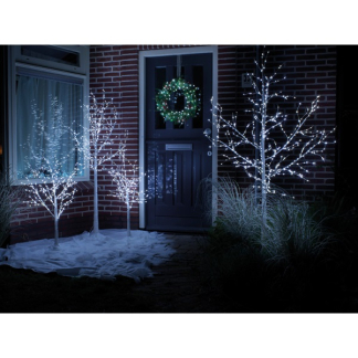 Lumineo LED kerstboom | 1.8 meter (312 LEDs, Besneeuwde dennenboom) 492372 K151000680 - 