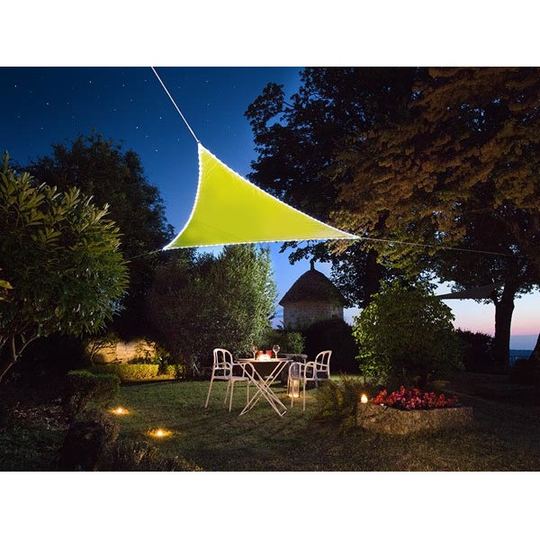 Perel Schaduwdoek driehoek | Perel | 3.6 x 3.6 x 3.6 meter (Waterafstotend, Zonnepaneel, 107 leds, Lime groen) GSST36MLEDSPGR K170104796 - 2