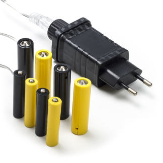 PerfectLED Batterijvervanger - 3x AA of 3x AAA (3 meter, Binnen) XX8999850 K105005258
