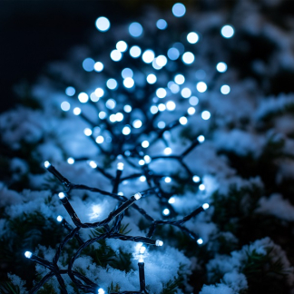 PerfectLED Compacte kerstverlichting op batterijen | 4.5 meter | PerfectLED (200 leds, Koud wit, Batterijen, Timer, Binnen/Buiten) AX8417700 K151200206 - 3