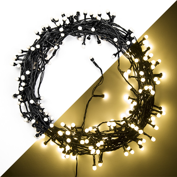 PerfectLED Standaard kerstverlichting | 21 meter | PerfectLED (240 leds, Binnen/Buiten, Warm wit) AX4220230 K150302728 - 1