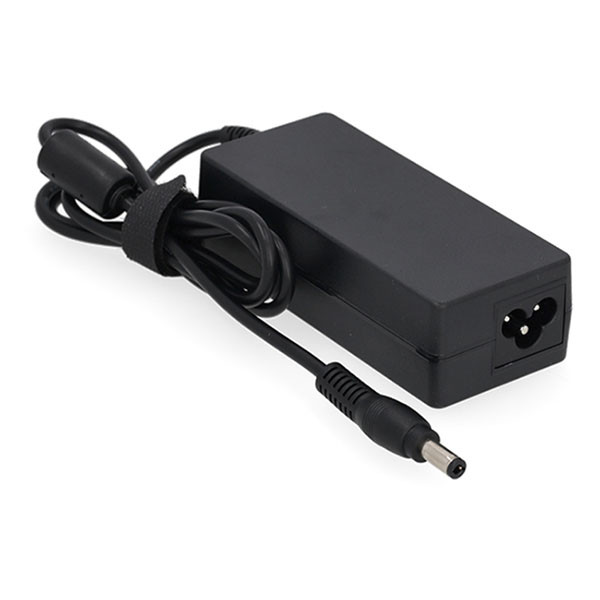 Q-Master Toshiba laptop oplader | Q-Master | 65W (3.5 x 1.35mm, Power Delivery, 3.42A) PWR131TOS65W K010214552 - 1