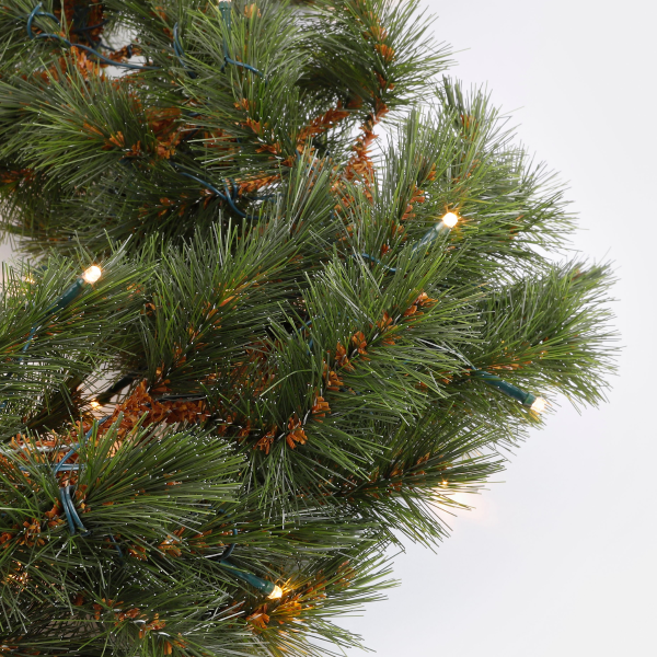 Triumph Tree Guirlande | Triumph Tree | Forest Frosted | 2.7 meter (96 leds, Bevroren, Netstroom, Binnen) 387086 K151100148 - 3
