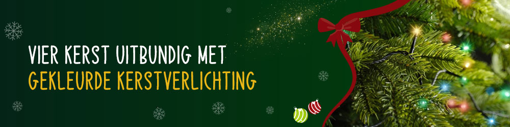 Vier kerst uitbundig met gekleurde kerstverlichting